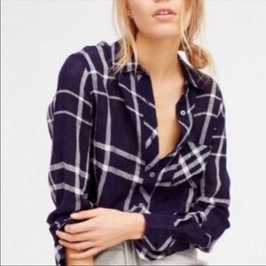 BeachLunchLounge‎ Purple white  Plaid Flannel buttons up Shirt  XS casual